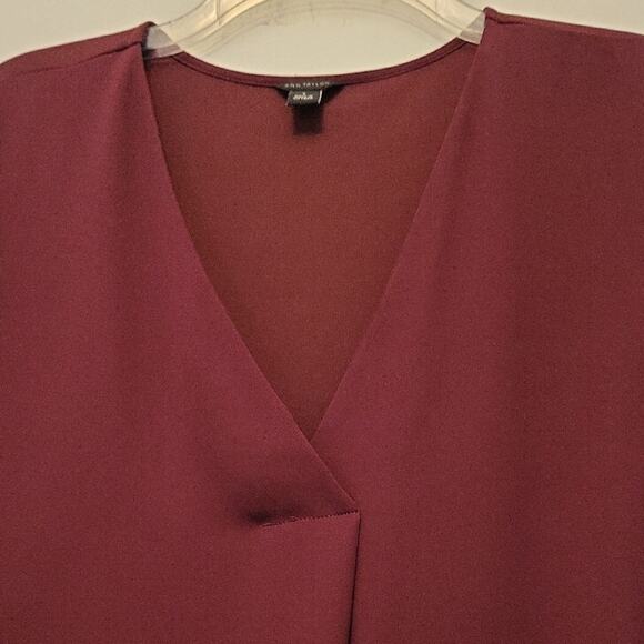 Ann Taylor Red Blouse with Cuffed Long Sleeves Size S Lightweight - Picture 2 of 12